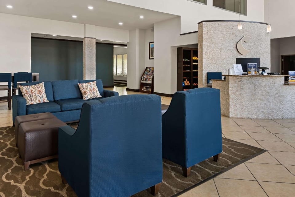 Comfort Suites Granbury Hotel in Granbury