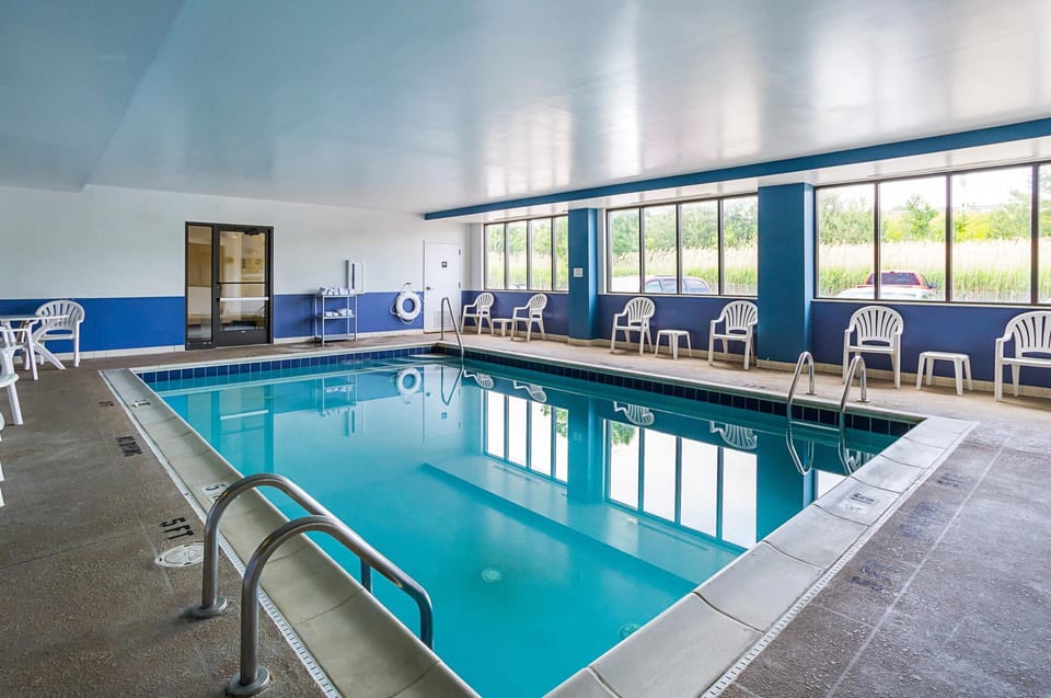 Comfort Suites Twinsburg Hotel in Ohio