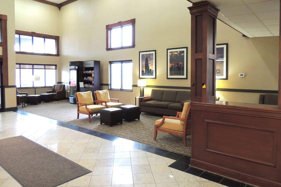Comfort Suites Twinsburg Hotel in Ohio
