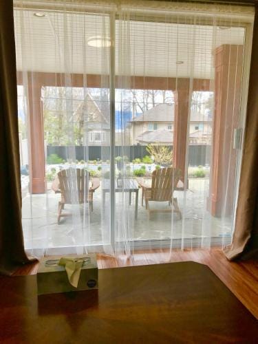 Bay View House Hotel in Vancouver