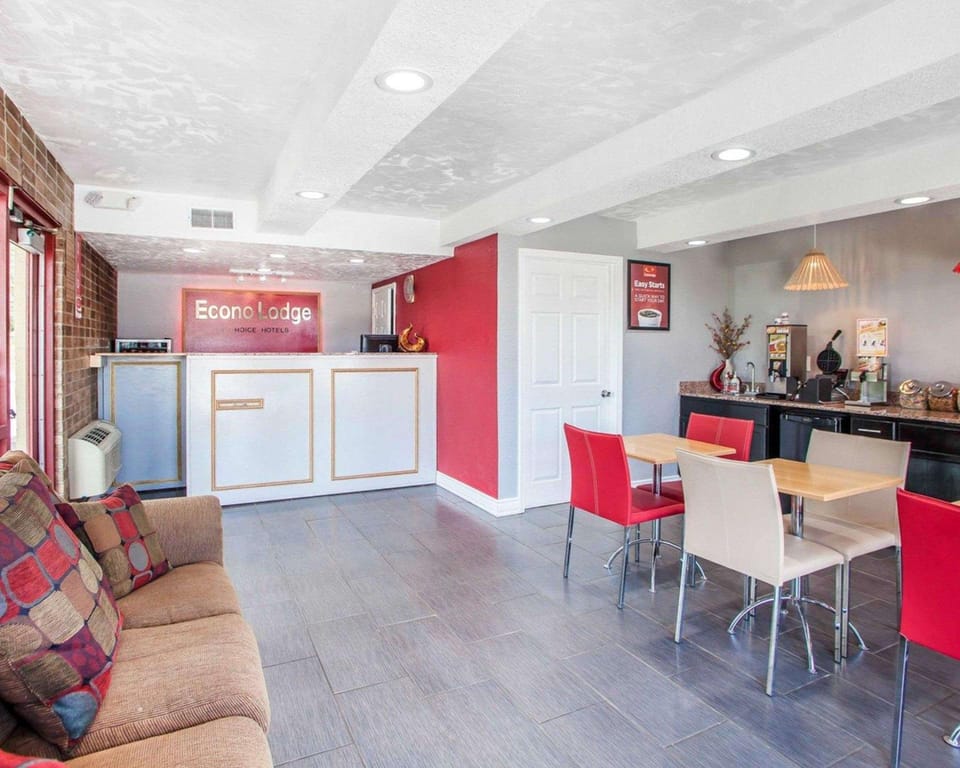 Econo Lodge Kearney - Liberty Hotel in Missouri