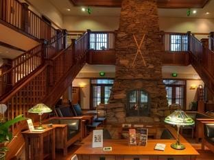 FivePine Lodge Hotel in Sisters