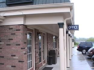 Hometown Inn Galion Motel in Ohio