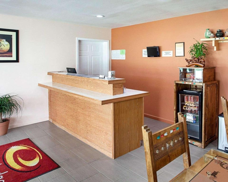 Econo Lodge Phillipsburg Hotel in Kansas