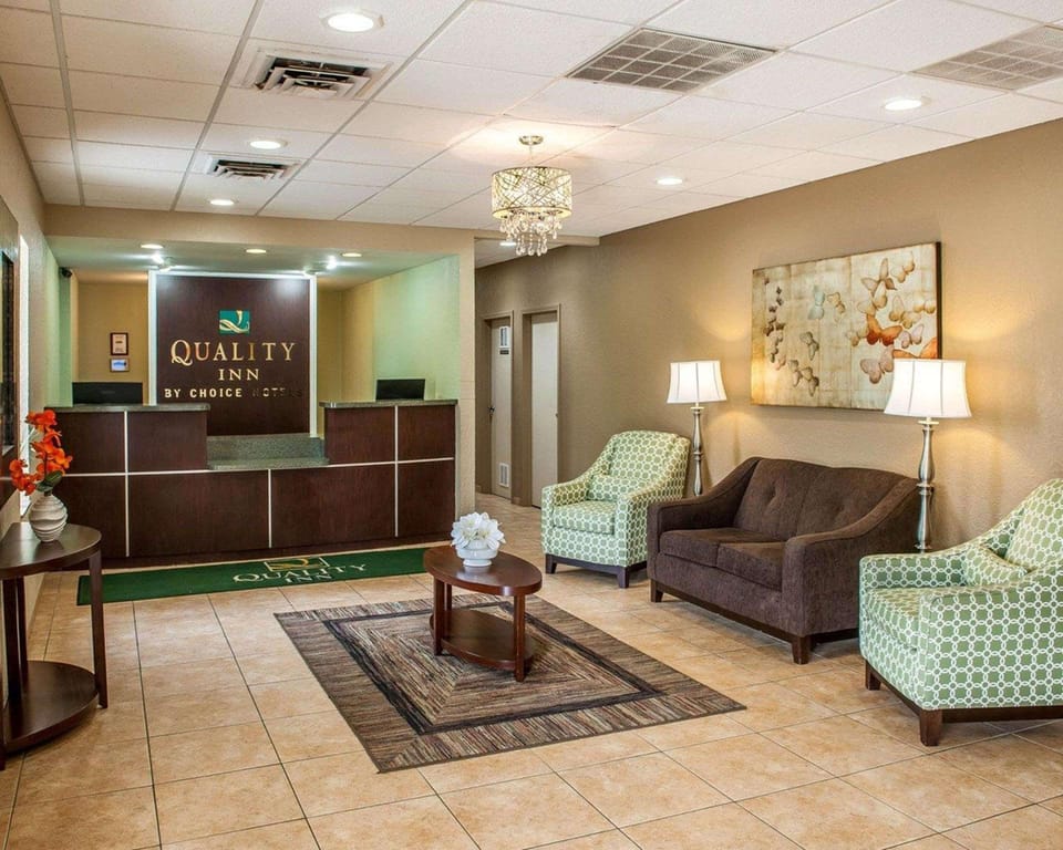 Quality Inn Huntingburg - Jasper Hotel in Indiana