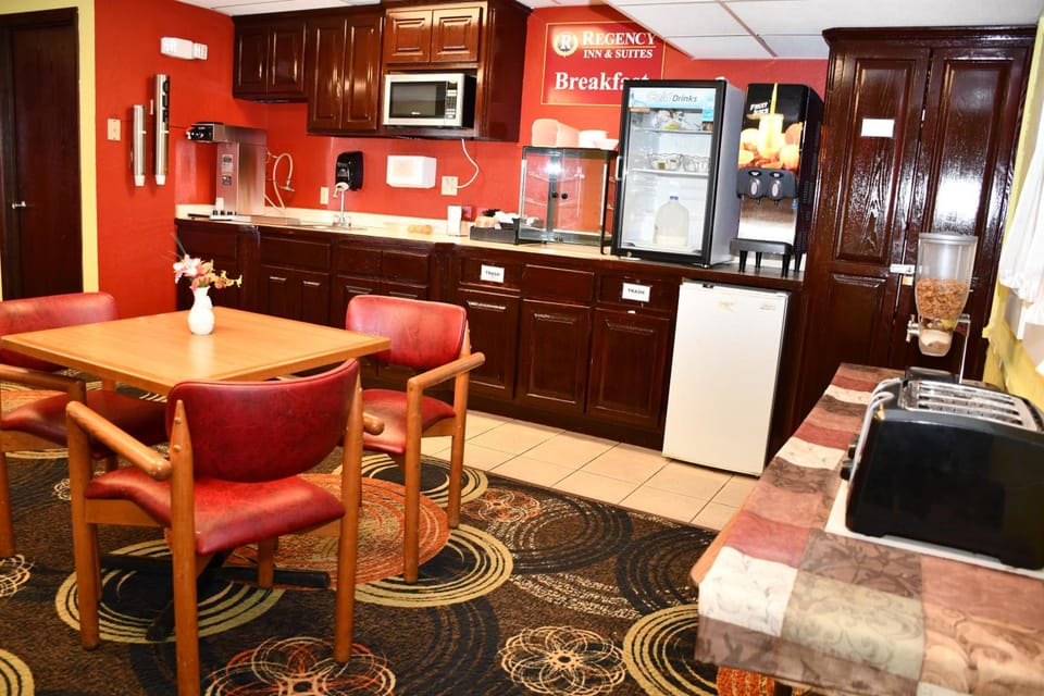 Regency Inn & Suites Faribault Hotel in Minnesota