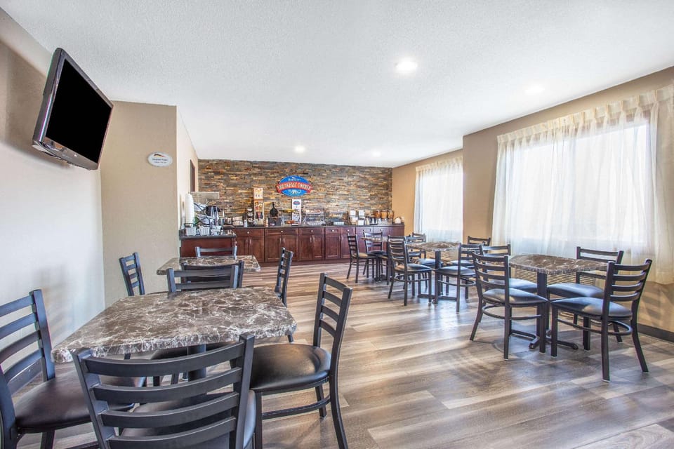 Baymont by Wyndham Joliet Hotel in Joliet