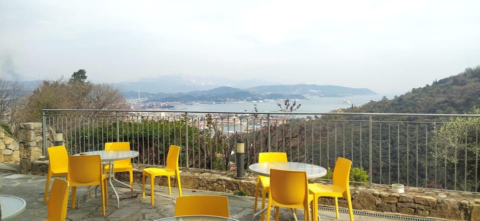 Agriturismo La Pietra 1 e La Pietra 2 Hotel in La Spezia