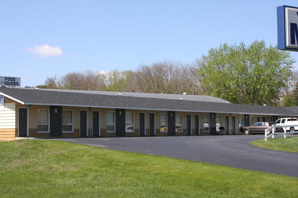 Viking Jr. Motel Hotel in Minnesota
