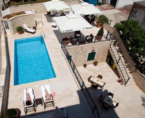 Rooms with a swimming pool Tisno, Murter - 3219 Hotel in Tisno