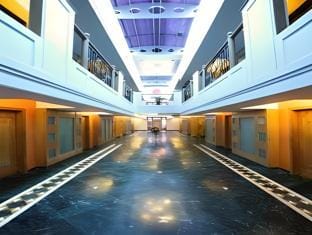 Yogi Metropolitan Hotel in Maharashtra