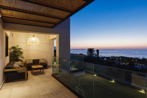Bohemian Villas - Private Infinity Pools & Panoramic Sea View - just 500m from Beach Hotel in Crete
