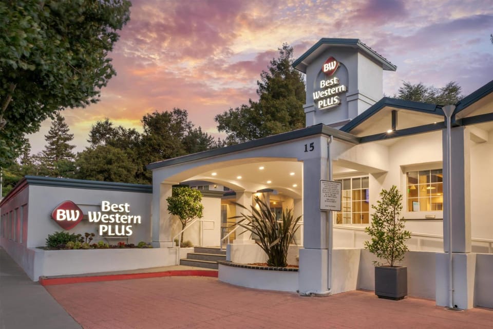 Best Western Plus Riviera Hotel in Atherton