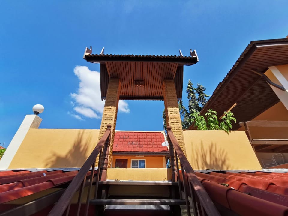 Lek Homestay Apartment hotel in Chon Buri Changwat
