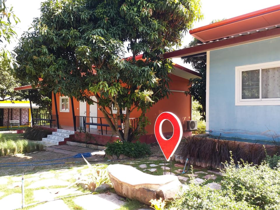 Baan Hin Sai Suay Hotel in Laos