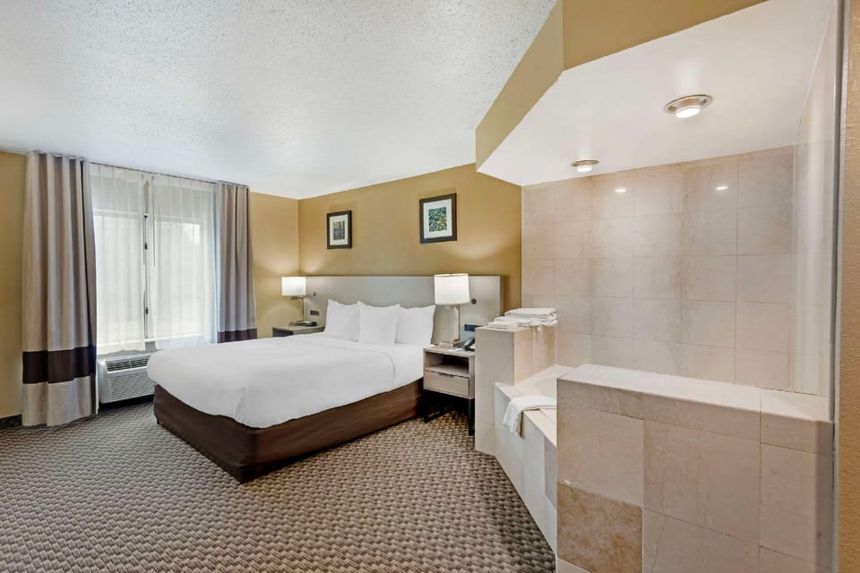 Suite room