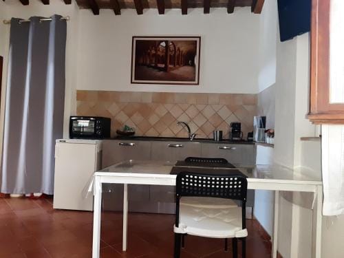 La casa in giardino Hotel in Volterra
