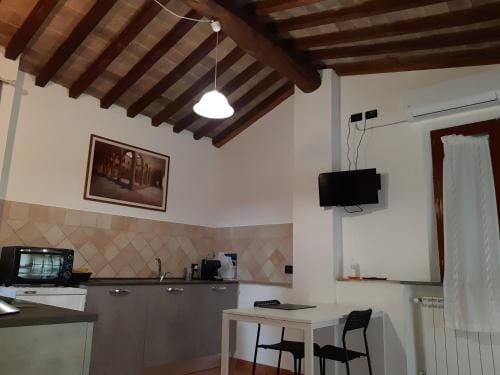 La casa in giardino Hotel in Volterra