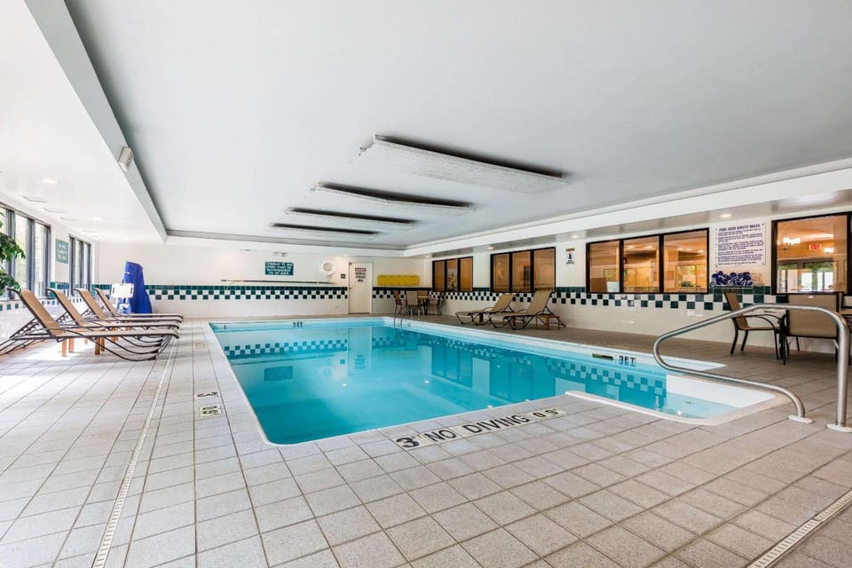 Comfort Inn & Suites Mishawaka-South Bend Hotel in Granger