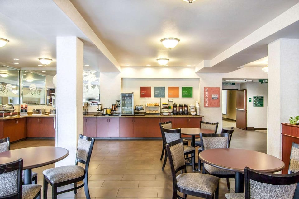 Comfort Inn & Suites Salem Northeast Hotel in Salem