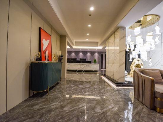 ChongQing M apartment Hotel in China
