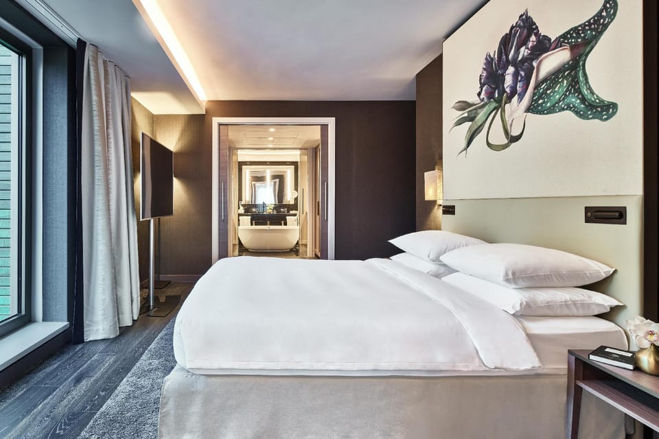 Suite room