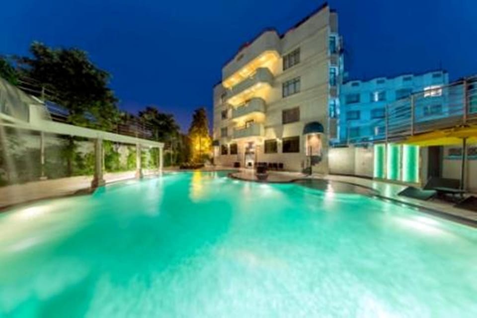 Howard Plaza The Fern - An Ecotel Hotel Agra Hotel in Agra