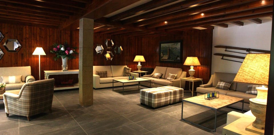 Hotel & Spa Real Villa Anayet Hotel in Aragon