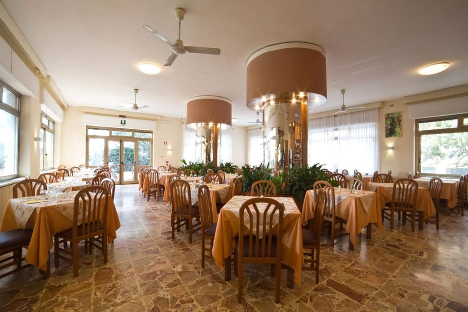 Hotel Kristall Hotel in Diano Marina