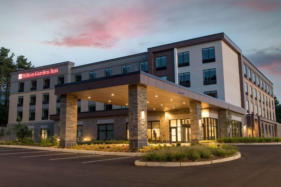 Hilton Garden Inn Boston Canton Hotel in Milton