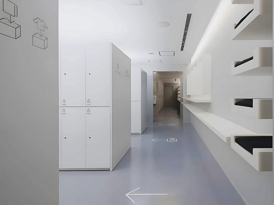 9h nine hours woman Kanda Capsule hotel in Chiba Prefecture