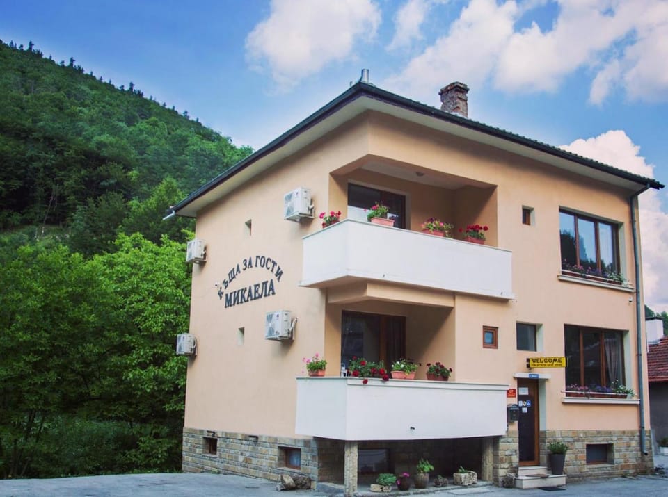 Guest house Mikaela Hotel in Gabrovo