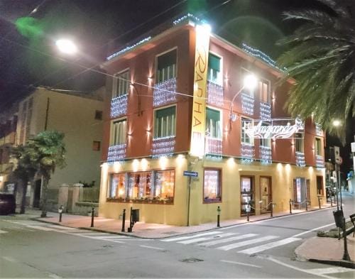 Hotel Raphael Hotel in Vallecrosia