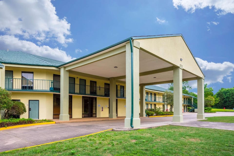 Quality Inn Heber Springs Hotel in Heber Springs