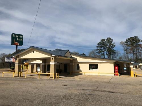 Liberty Inn - Collins Motel in Mississippi
