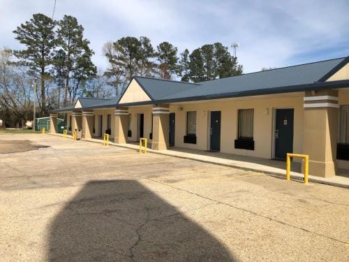 Liberty Inn - Collins Motel in Mississippi