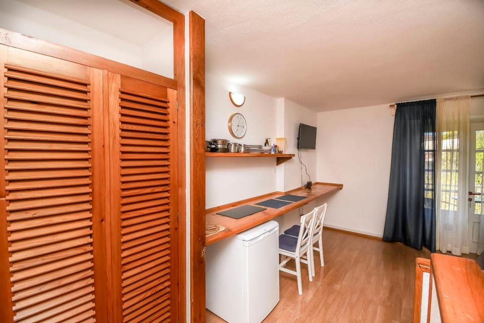 Apartment Brane Hotel in Bol