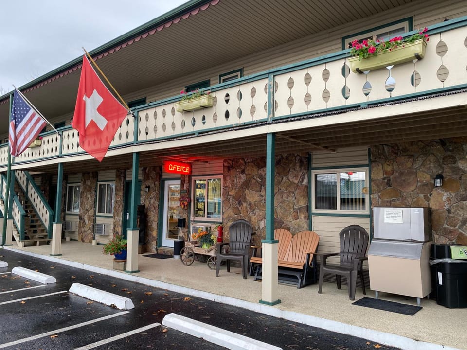 Edelweiss Inn Motel in Eureka Springs