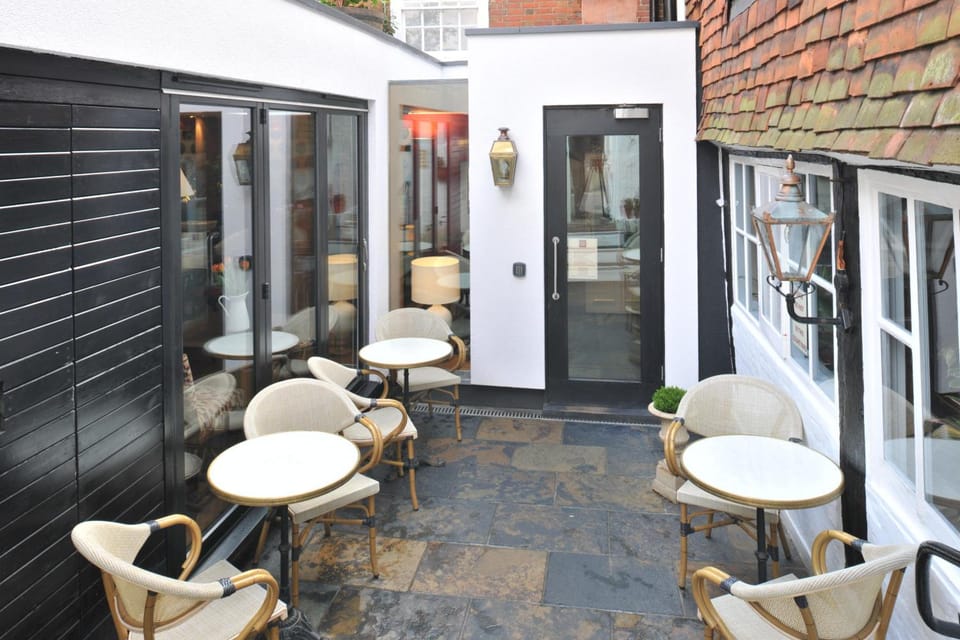 The Old Vine Hotel in Winchester