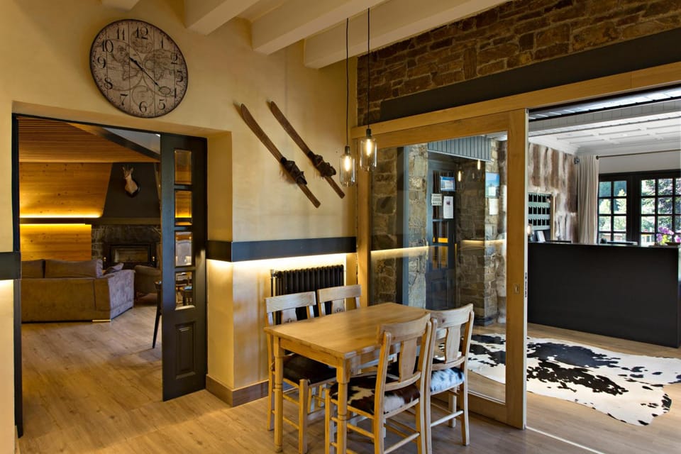 Bar/lounge