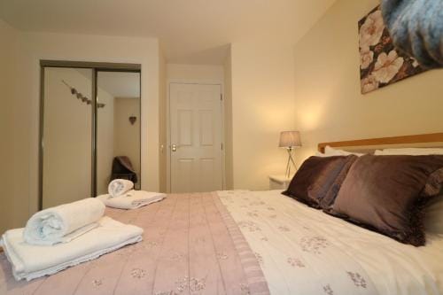 Signature - Douglas View Blantyre Hotel in Glasgow