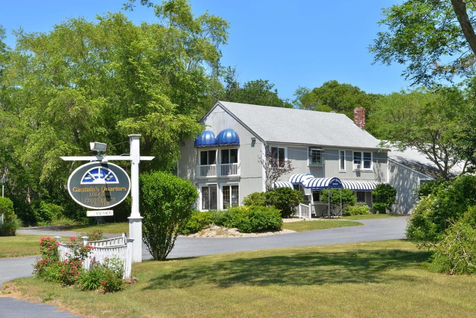 Captains Quarters Motel & Conference Center Motel in North Eastham