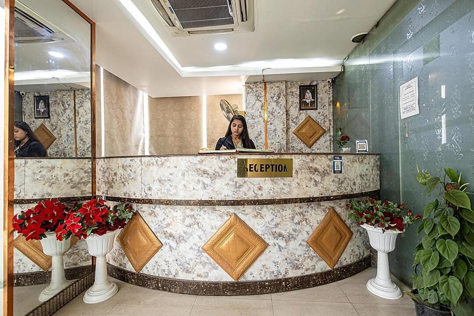 Hotel Parth Paradise Hotel in Delhi