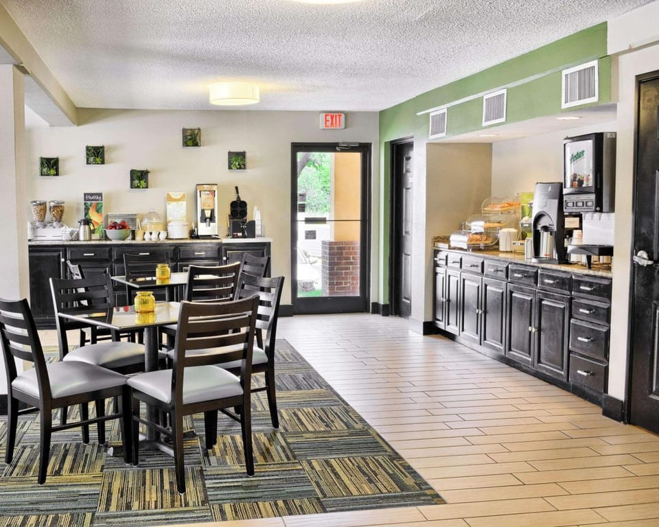 Quality Inn Thornburg Hotel in Spotsylvania County