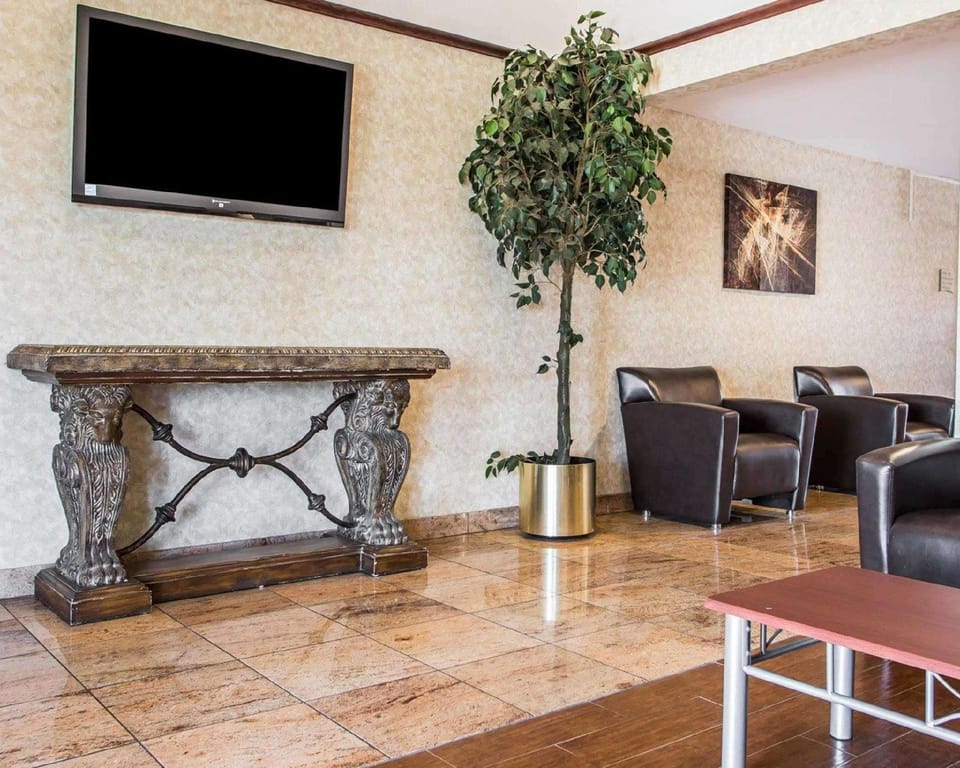 Quality Inn & Suites Middletown - Franklin Hotel in Ohio