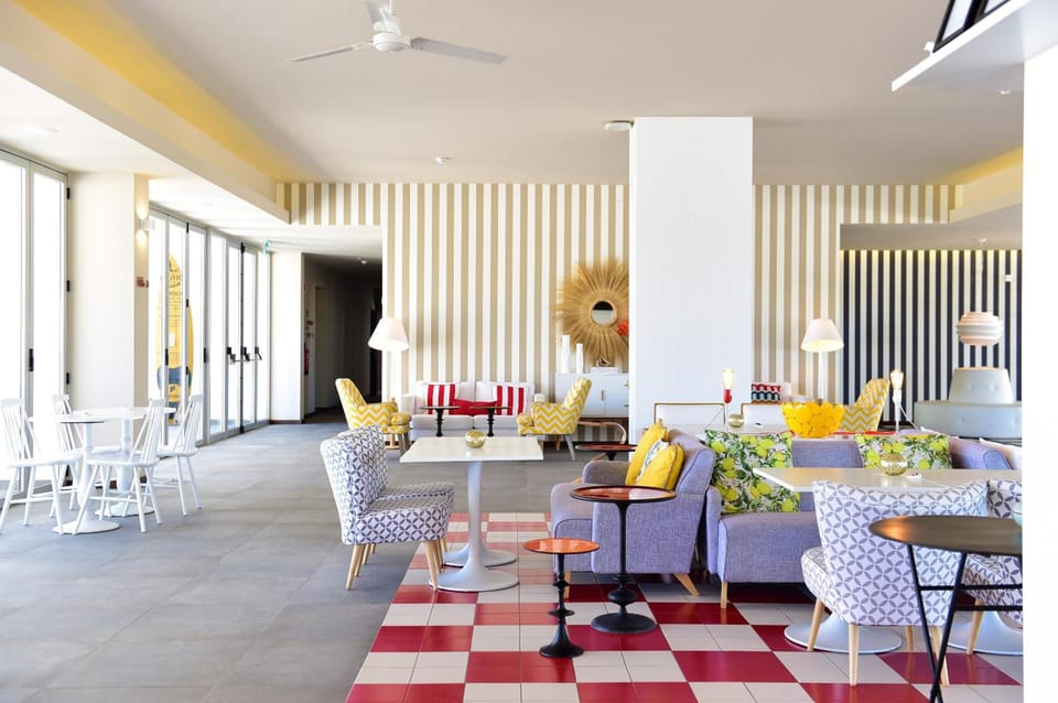 Bar/lounge