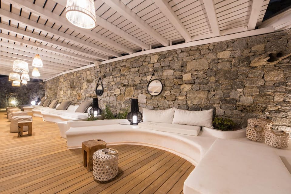 Bar/lounge