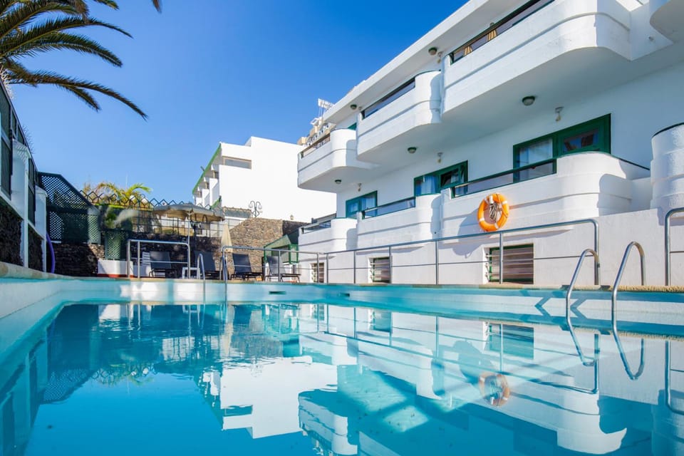Apartamentos Olympia Apartment hotel in Maspalomas