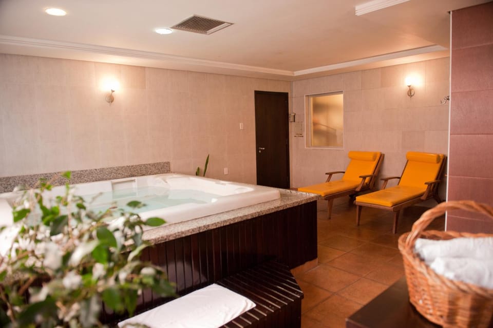 Hot tub