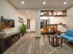 Xunju Riverside Guesthouse Hotel in Suzhou
